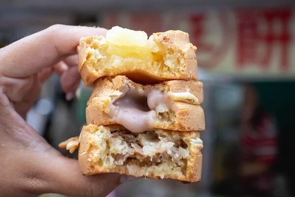 ▲▼桃園中壢美食「3個十元紅豆餅」雞蛋糕竟然用鮮奶而不是奶粉!(圖/部落客美熊提供)