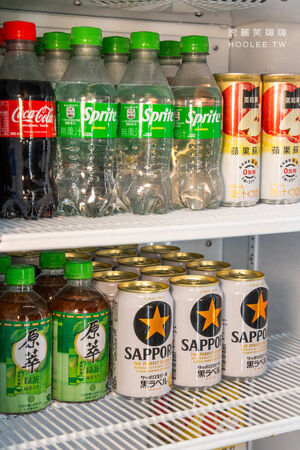 ▲▼「梓村麵屋」高雄濃厚系雞白湯拉麵!肉控必點肋排叉燒特盛辣味噌,還有柑橘醬油拉麵與叉燒飯。(圖/部落客虎麗提供)