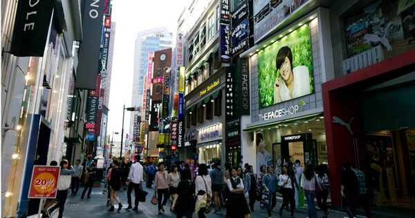 一名近日來台居住、此前曾在韓國免稅店工作過的韓籍網友在社交平台拍片指出,對於稍有經驗的服務業從業人員而言,台灣旅客有4種明顯行為「特別容易分辨」。(示意圖/翻攝pixabay)
