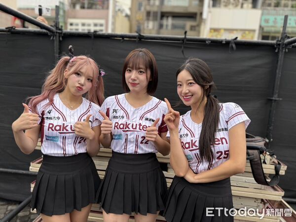 ▲樂天桃猿三本柱河智媛、禹洙漢與廉世彬。(圖/記者胡冠辰攝)