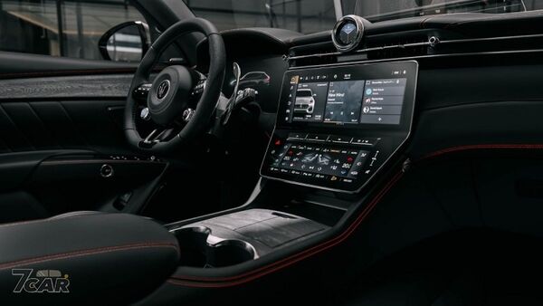 導入全新 AWD 斷開系統提升續航 2026 年式 Maserati Grecale Folgore 進化登場