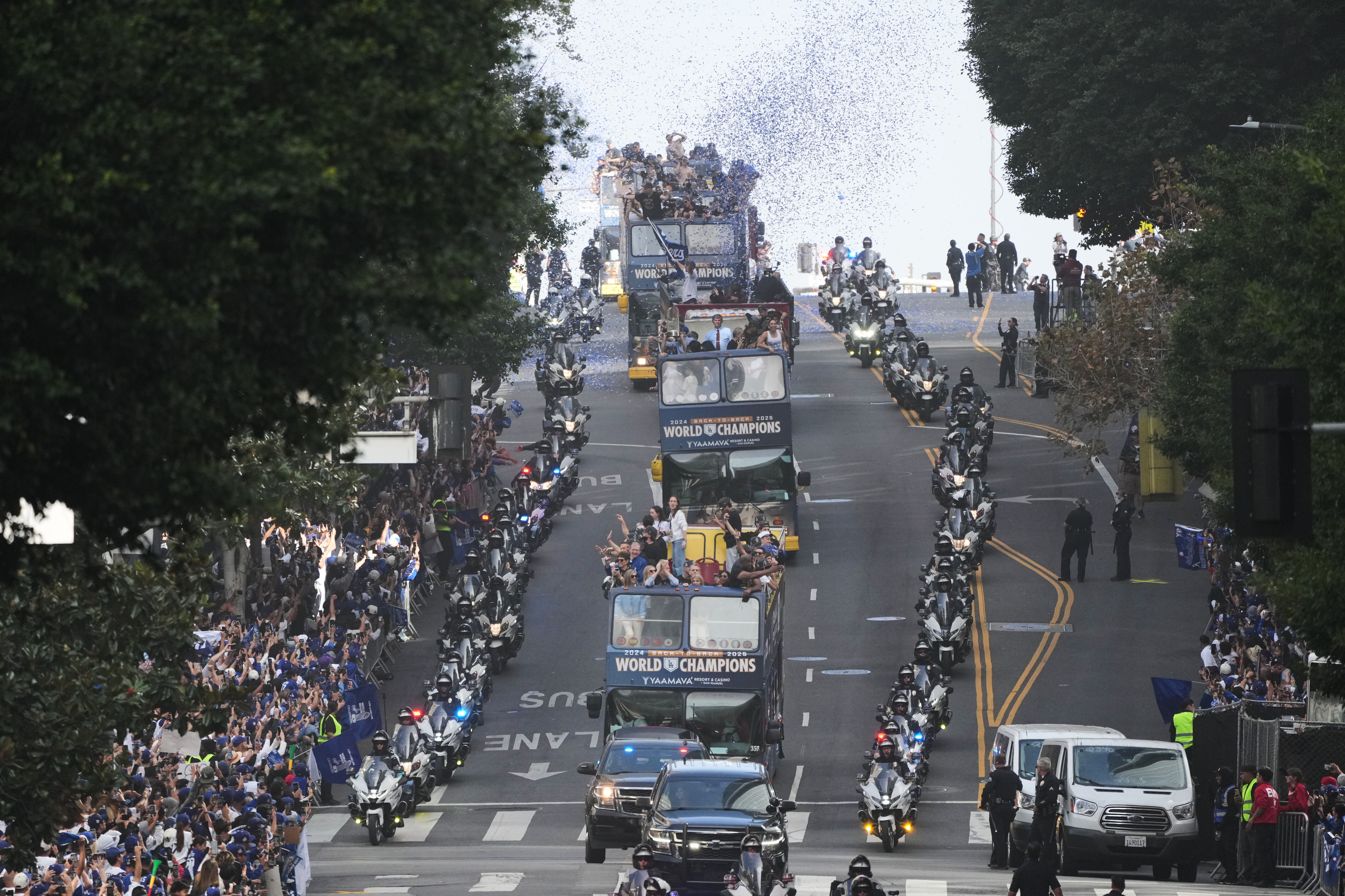 ▲▼洛杉磯道奇隊封王遊行。(圖/達志影像/美聯社)