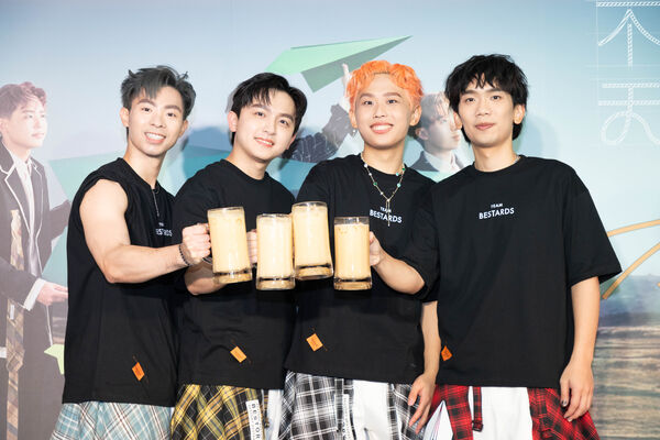 ▲▼理想混蛋宣布明年攻高雄巨蛋。(圖/何樂音樂提供)