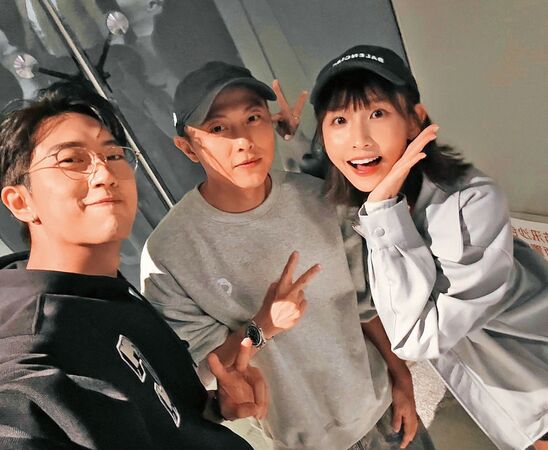 裸體相擁法院見/遭粿粿「全方位不倫」羞辱成媽寶男 范姜彥豐握裸體相擁證據