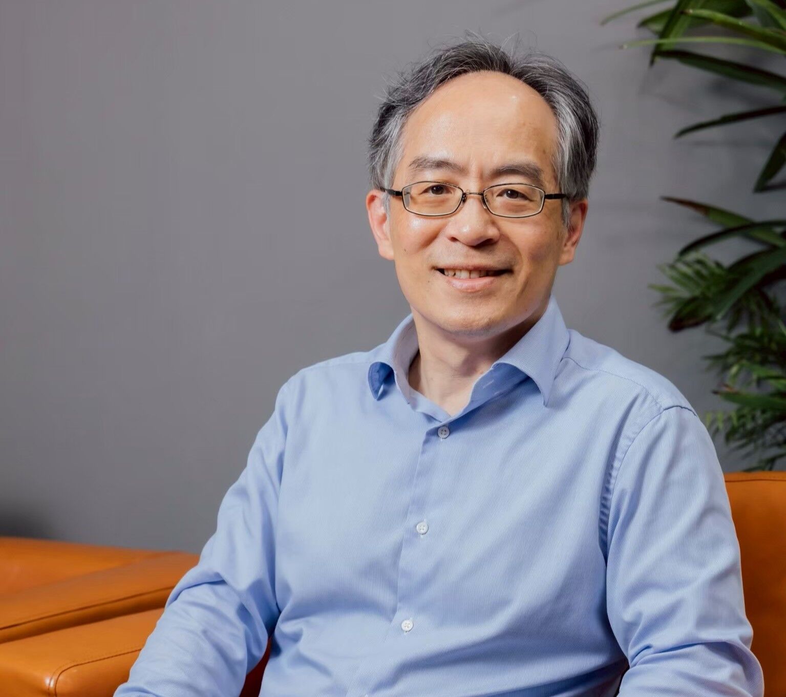 ▲▼招聯會執行秘書、台大教務長王泓仁特別提醒考生,參與「繁星推薦」、「申請入學」等升學管道,務必依誠信原則提交資料。(圖/招聯會提供)