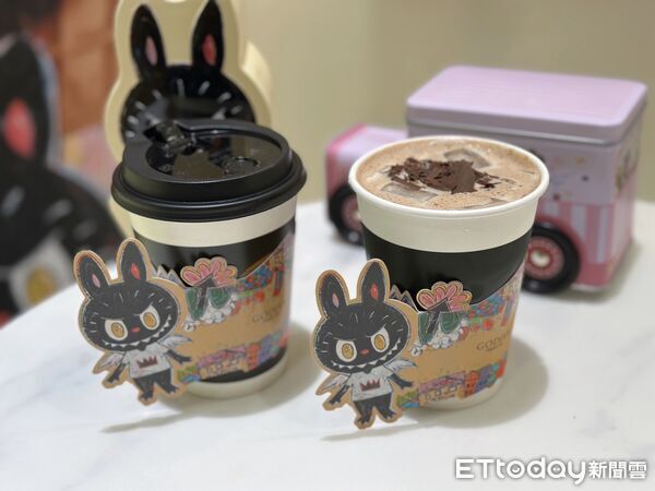 ▲▼GODIVA推出LABUBU聯名霜淇淋、飲品系列。(圖/記者蕭筠攝)