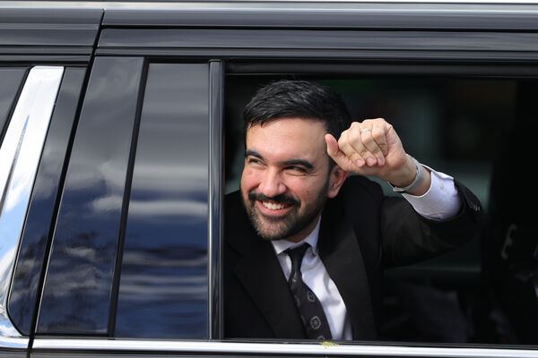 ▲▼ 美國34歲紐約州眾議員曼達尼(Zohran Mamdani)4日正式當選紐約市長。(圖/達志影像/美聯社)