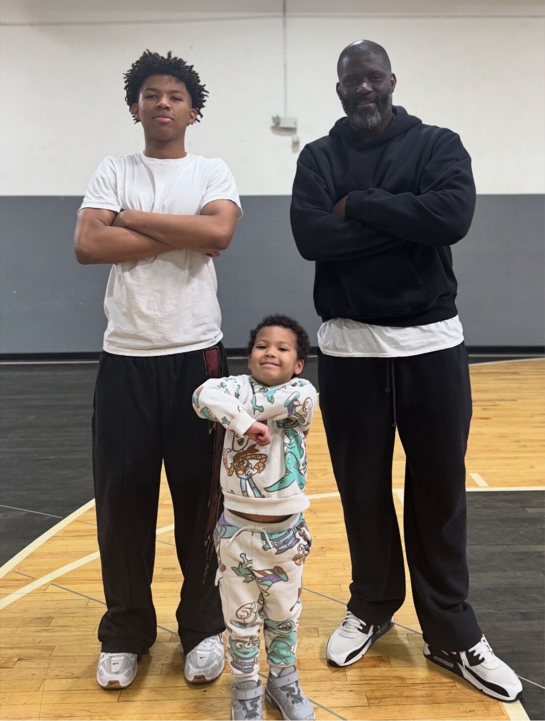 ▲▼前NBA「灌籃王」萊德之子小萊德(Isaiah Rider IV)正式取得我國護照。(圖/凡尼莎提供)