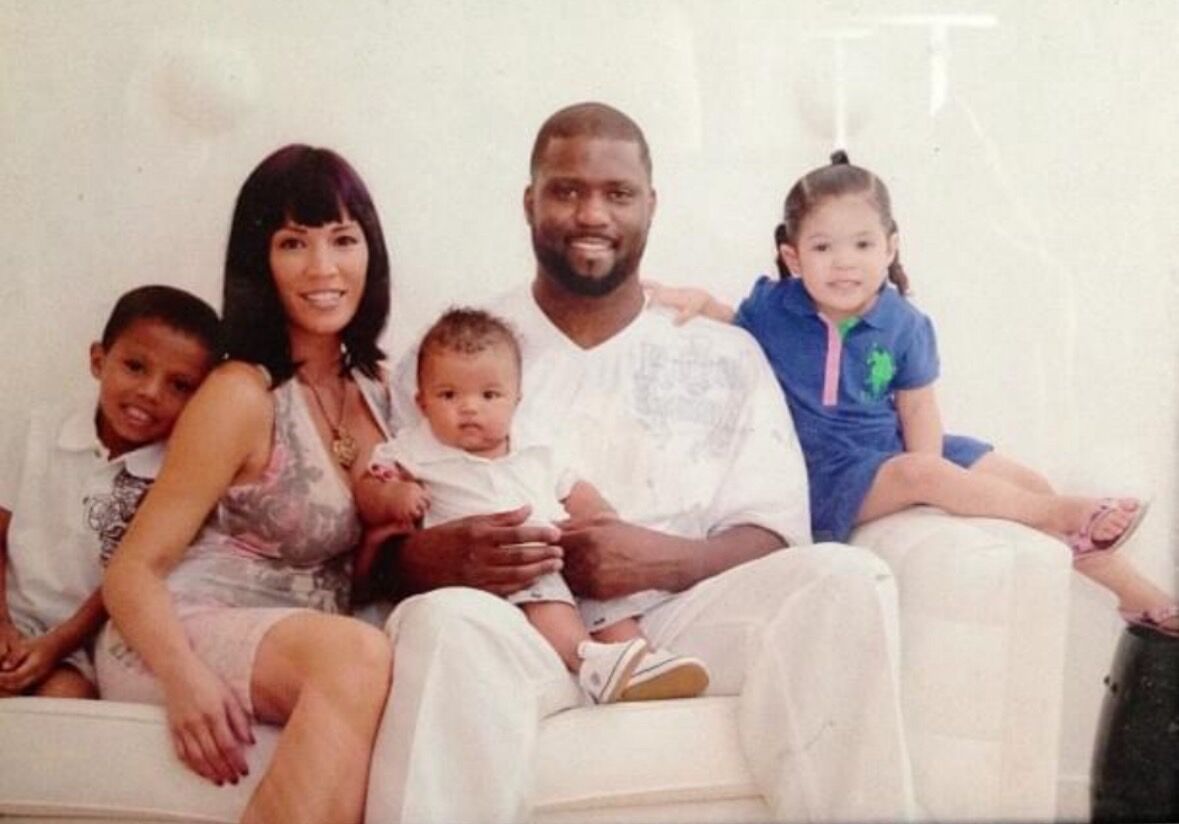 ▲▼前NBA「灌籃王」萊德之子小萊德(Isaiah Rider IV)正式取得我國護照。(圖/凡尼莎提供)