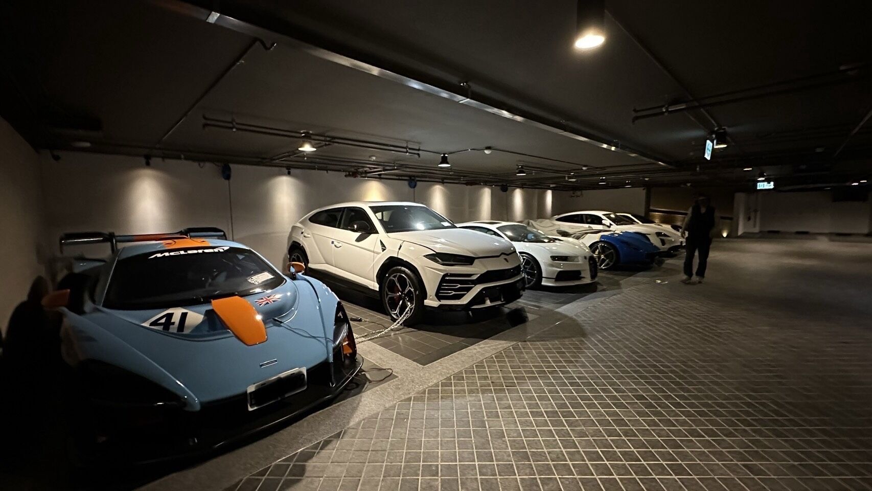 ▲太子集團「破5億超跑車庫」再曝光!頂級麥拉倫周杰倫&林志穎都擁有。(圖/調查局提供)