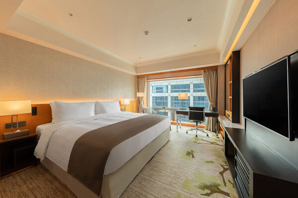 ▲JR東日本大飯店台北推萬元住房專案,和牛一泊二食住房專案含日本A5和牛涮涮鍋雙人套餐。(圖/業者提供)