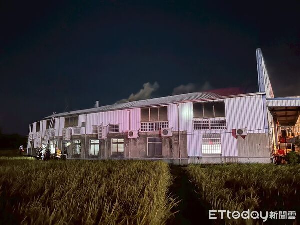 ▲▼台中工廠火警。(圖/記者鄧木卿翻攝)
