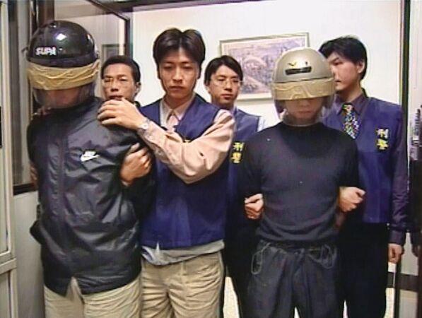 呂男及翁男原本打算殺害謝弟,還先買好挖掘工具並到處測試,尋找易於活埋的場所。(東森新聞提供)