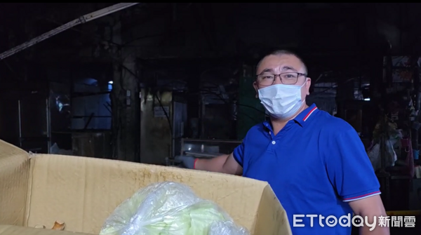 ▲▼桃園南門市場大火,攤商燒毀大半。(圖/記者沈繼昌翻攝)