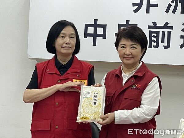 ▲▼台中市長盧秀燕表示,國中小明天起營養午餐可吃溫體豬肉。(圖/記者鄧木卿攝)