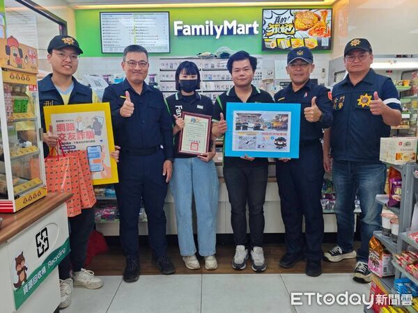 ▲▼金門民眾險遭愛情詐騙,幸好被超商店員攔阻。(圖/記者鄭逢時翻攝)