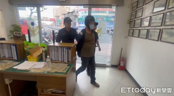 ▲新北市三重區弟弟殺姊妹,妻勸架也受傷,全案釀1死2傷。(圖/記者陳以昇翻攝)