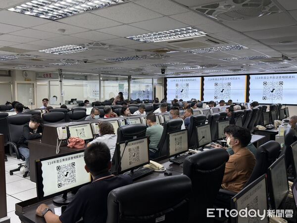 ▲台南市政府舉辦企業防災座談會,60家企業及防災人員參與交流。(記者林東良翻攝,下同)