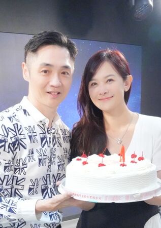 ▲▼宋逸民牧師、陳維齡師母。(圖/藝起發光提供)