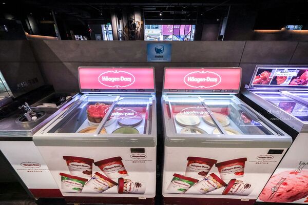 ▲▼台北中山區麻辣火鍋吃到飽推薦「椒心苑麻辣鍋」!(圖/部落客陳小可提供)