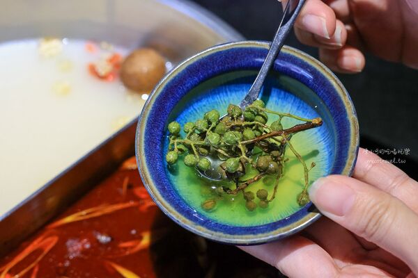 ▲▼台北中山區麻辣火鍋吃到飽推薦「椒心苑麻辣鍋」!(圖/部落客陳小可提供)