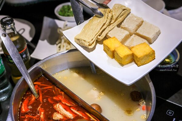 ▲▼台北中山區麻辣火鍋吃到飽推薦「椒心苑麻辣鍋」!(圖/部落客陳小可提供)