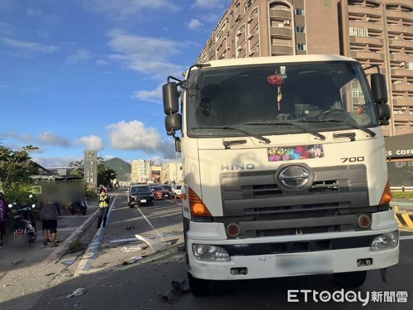 ▲恆春恆公路特斯拉交通事故。(圖/資料照)