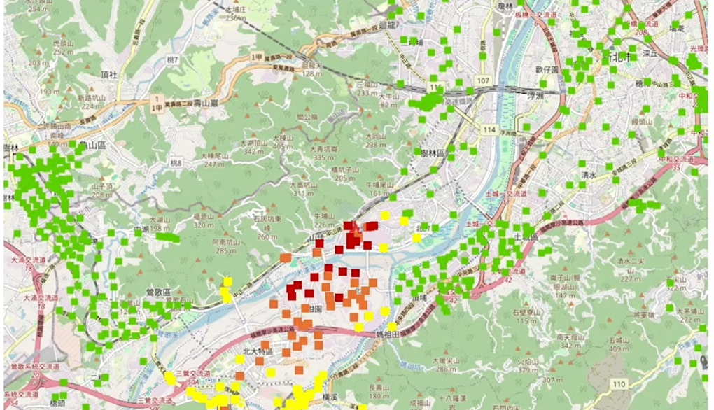 ▲新北首辦鋰電池災害應變演練。(圖/新北市環保局提供)