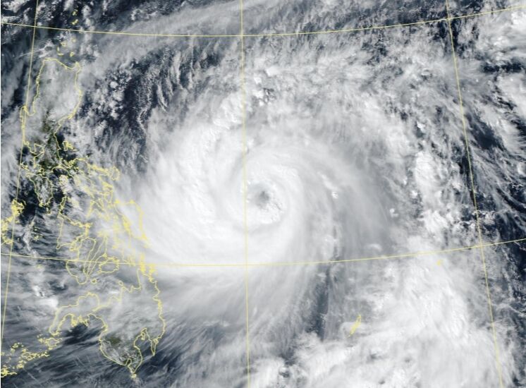 ▲▼鳳凰颱風對流爆發 。(圖/氣象署提供)