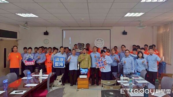 ▲海巡北部分署推法治宣導 強化法紀與防詐意識。(圖/記者郭世賢翻攝)