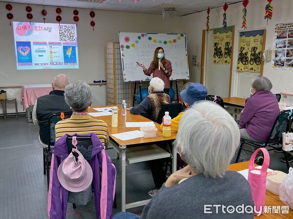 ▲▼ 胸悶、呼吸不過來以為心臟病?嘉榮心理師提醒當心「過度換氣恐慌症」作祟! 。(圖/榮總嘉義分院提供)