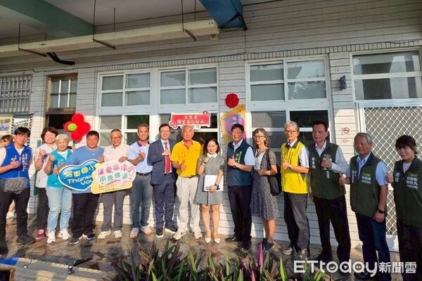 ▲台南偏鄉再添4校牙科診療設備,全市累計達36校,創全國之冠。(記者林東良翻攝,下同)