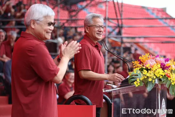 ▲輝達創辦人黃仁勳出席台積電運動會。(圖/記者林敬旻攝)