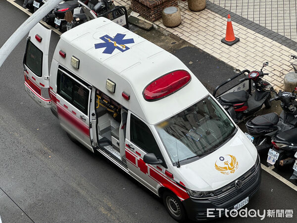 ▲▼救護車,快訊,命案,死亡,消防局,送醫,命危,救援,示意,救護車示意圖,示意圖救護車。(示意圖/ETtoday資料照)