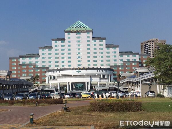 ▲台南市府澄清南科周邊教育量能,強調國中小尚有招生空間。(記者林東良攝)