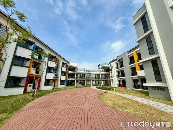 ▲蓮潭國中小國中部雖額滿,但二期校舍基本學區學生均可順利就讀。(圖/記者林東良翻攝,下同)