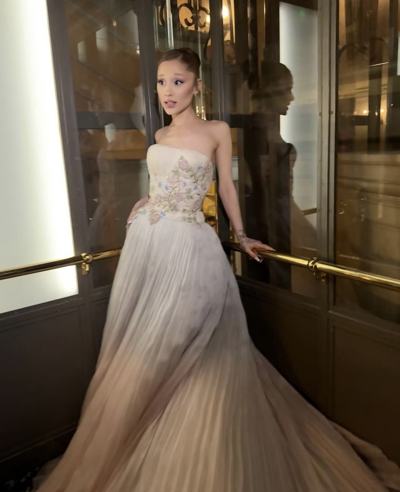 ▲▼亞莉安娜 。(圖/翻攝IG)