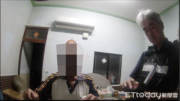 ▲▼ 【老翁網路遇假檢警 布袋警即時勸阻防詐騙】 。(圖/布袋分局提供)