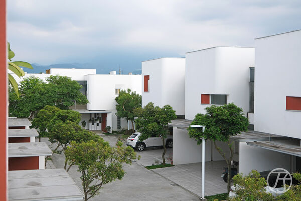 ▲▼嘉義民宿推薦「隨緣居民宿SuiYuanJu」,現代洋房嘉義包棟Villa。(圖/部落客JJ.Hsu提供)