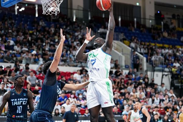 ▲洋基工程阿拉薩、庫薩斯、李逸驊。(圖/PLG提供)