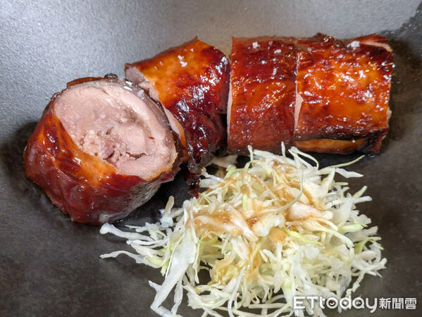 ▲吃得到fumée招牌鵪鶉蛋、雞頸肉串燒 inari居酒屋推特別企劃。(圖/記者黃士原攝)