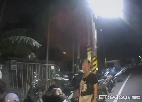 ▲內埔警方找阮女找到機車。(圖/記者陳崑福翻攝)