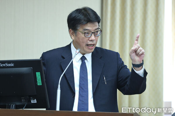 ▲陸委會主委邱垂正。(圖/記者林敬旻攝)