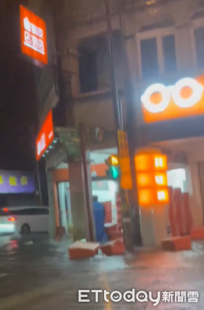 ▲▼ 。(圖/lzh__06提供,請勿隨意翻拍,以免侵權。)