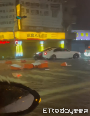 ▲▼ 。(圖/lzh__06提供,請勿隨意翻拍,以免侵權。)