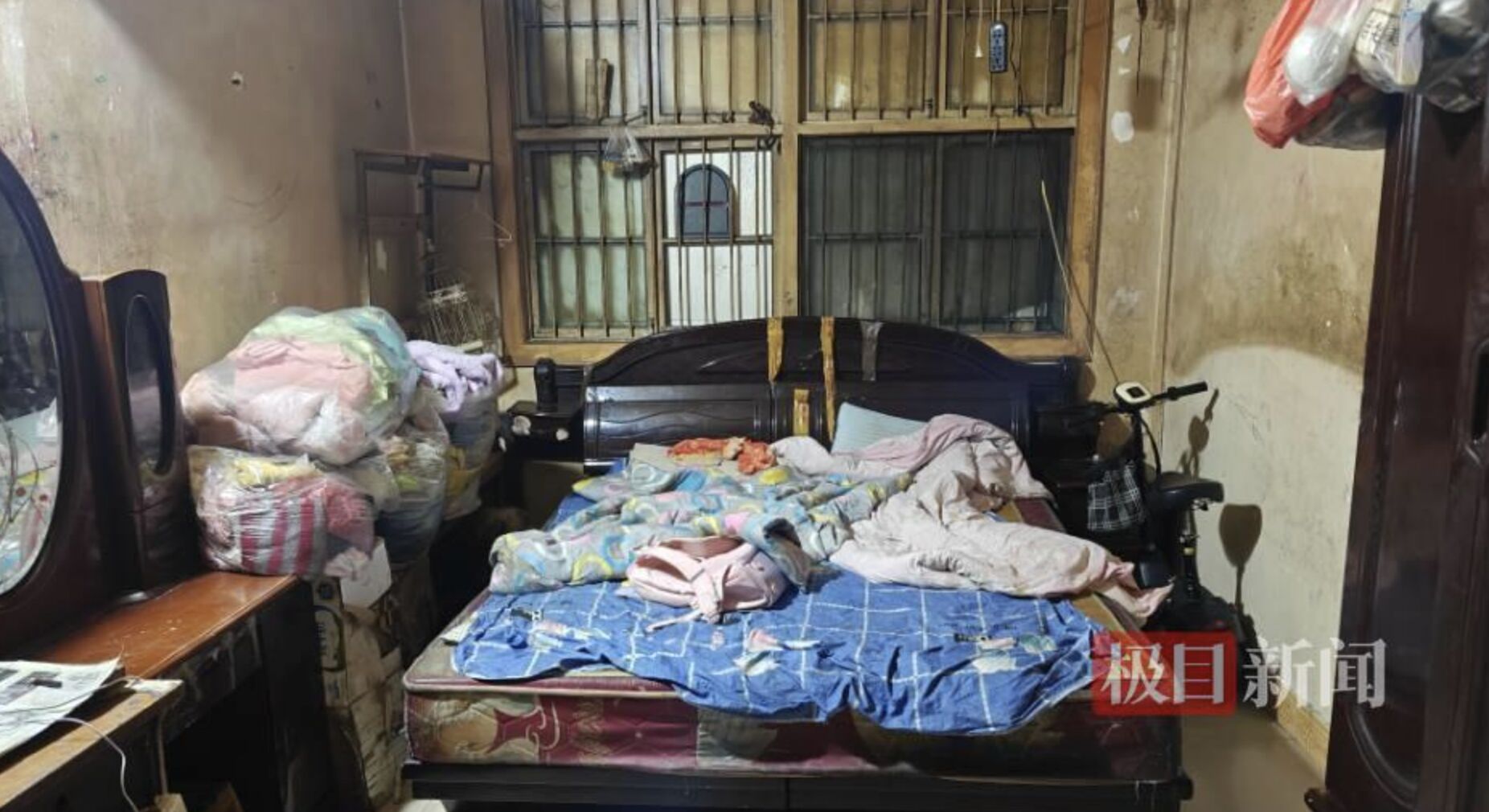 ▲玥玥家家環境簡陋,窗戶連玻璃都沒有,難以禦寒。(圖/翻攝極目新聞)