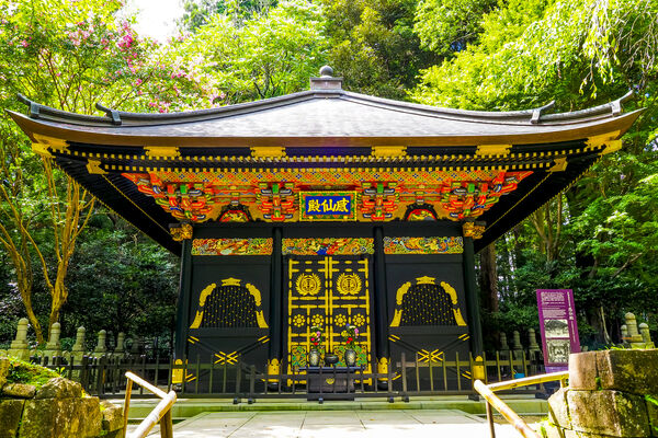 ▲▼宮城縣「仙台市」的瑞鳳殿以桃山文化風格建築聞名的伊達政宗靈屋,其秋季最精彩的看點是本殿與紅葉交織的莊嚴優雅景觀以及夜間點燈活動。(圖片由 iStock 提供)