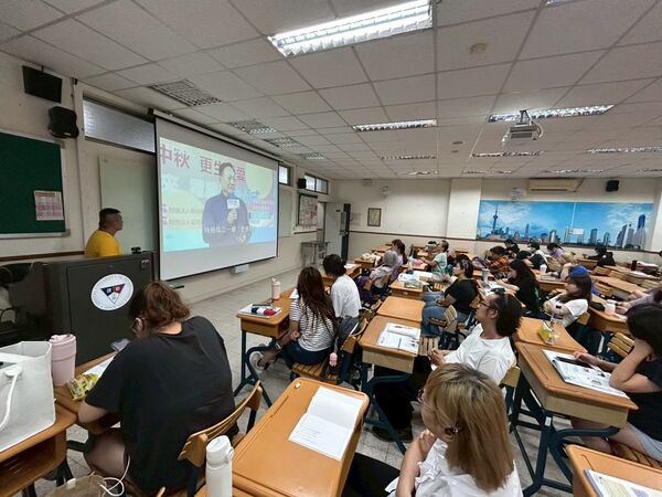 ▲▲正能量推手阿凱(張登凱),持續以實際行動傳遞「生命影響生命」的力量。(圖/阿凱提供,下同)