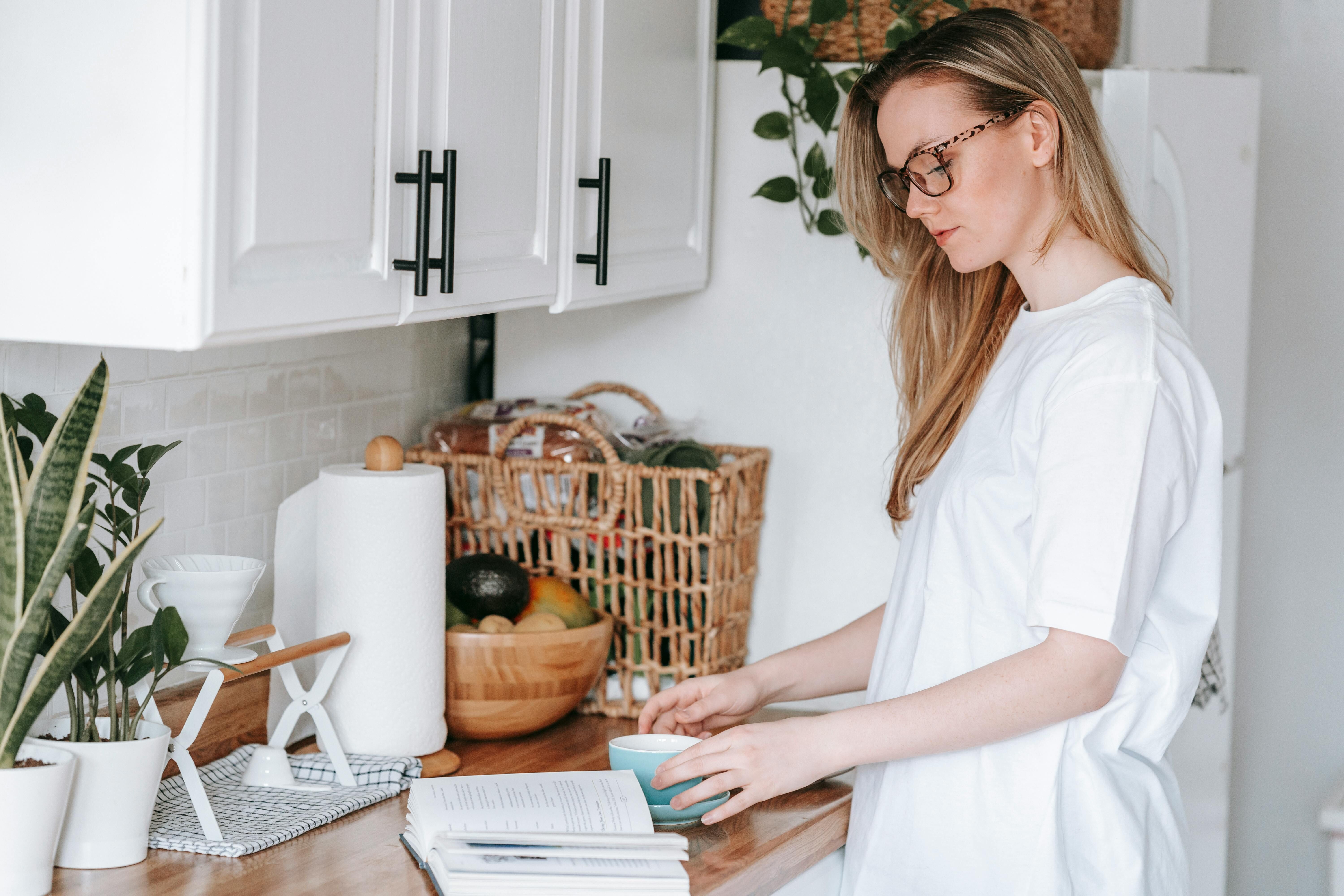 ▲▼拖延症,反啟動儀式,懶惰,工作,方法。(圖/取自免費圖庫pexels)