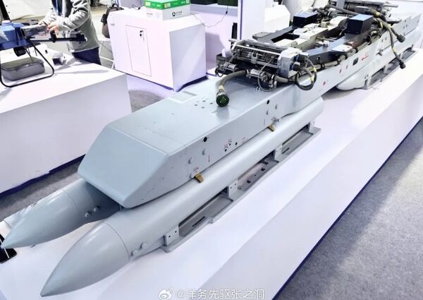 ▲▼為殲-20系列戰機配套的內埋SDB(SmallDiameterBomb)小直徑炸彈多聯懸掛發射裝置曝光。(圖/翻攝自微博/洋務先驅張之洞)